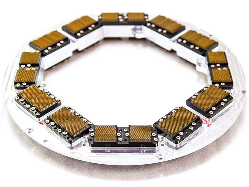 Semiconductor chip testing Semiconductor chip testing