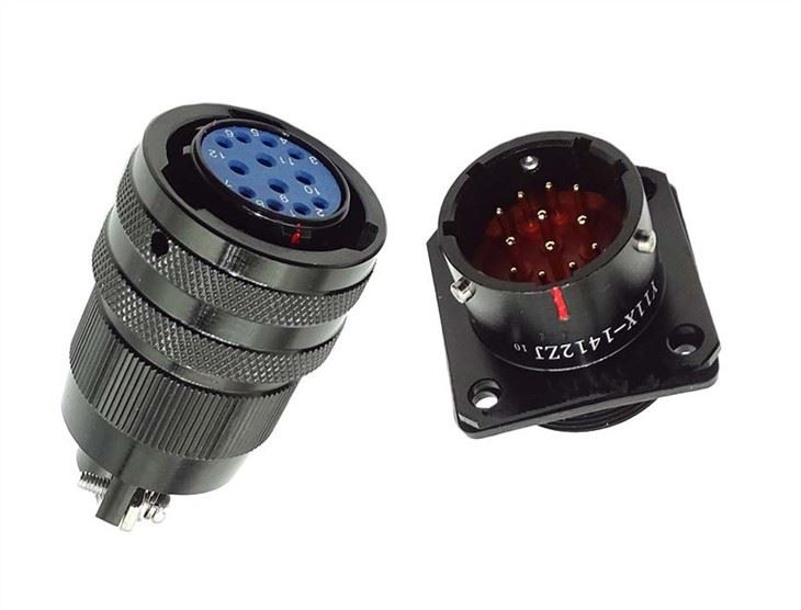 High Tam sim no Txiv neej Thiab Poj Niam Pogo Pin Connector