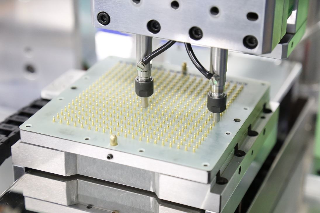 Xya Kev Taw Qhia Ntawm Mini Connector Tsim